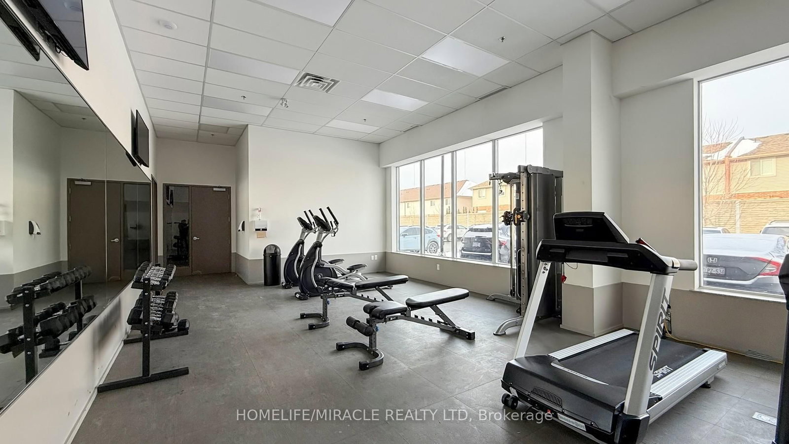 560 North service Road • #607 • Grimsby, ON photo 41