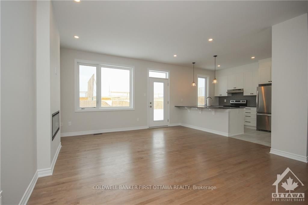 72 FOCALITY Crescent • Ottawa, ON photo 8