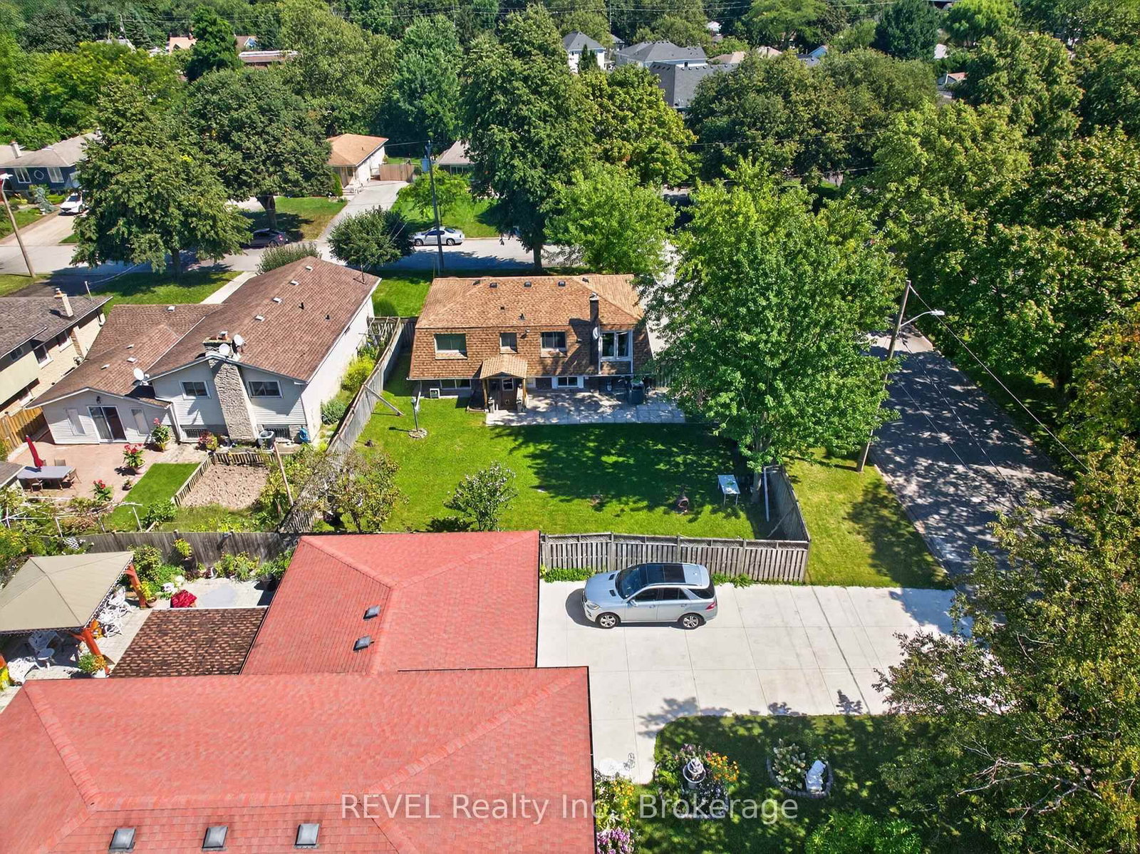 17 RAMSEY Street • St. Catharines, ON photo 32