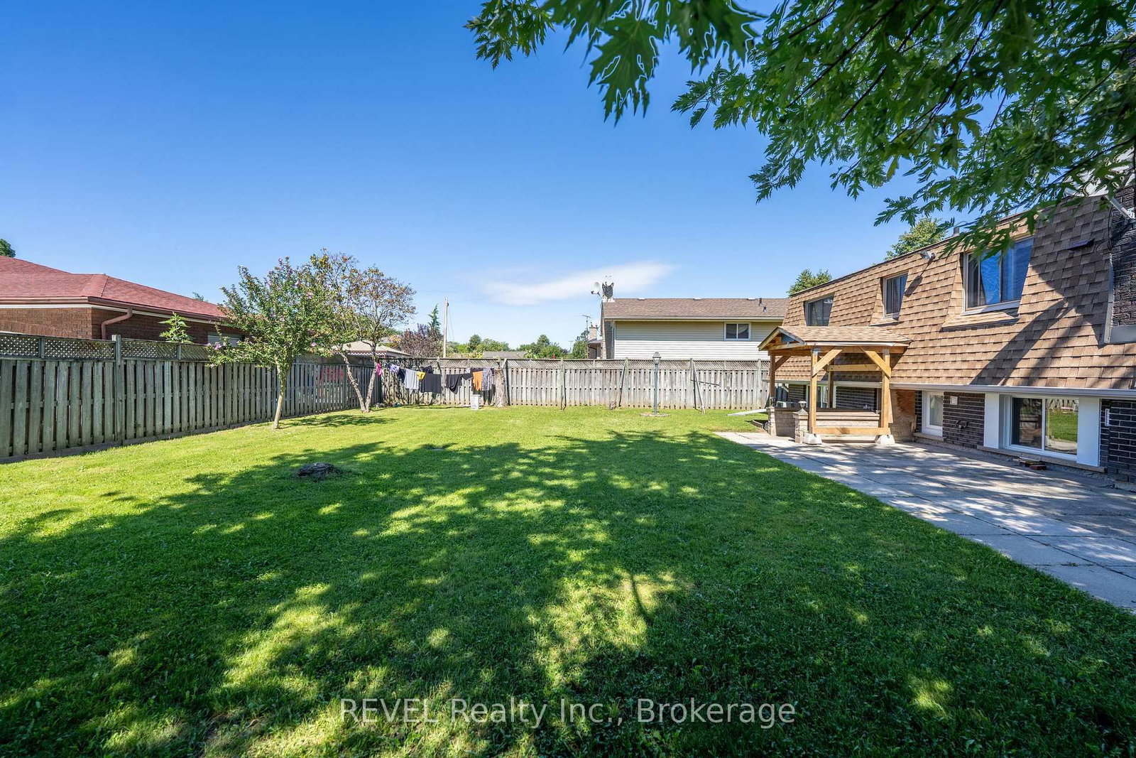 17 RAMSEY Street • St. Catharines, ON photo 34