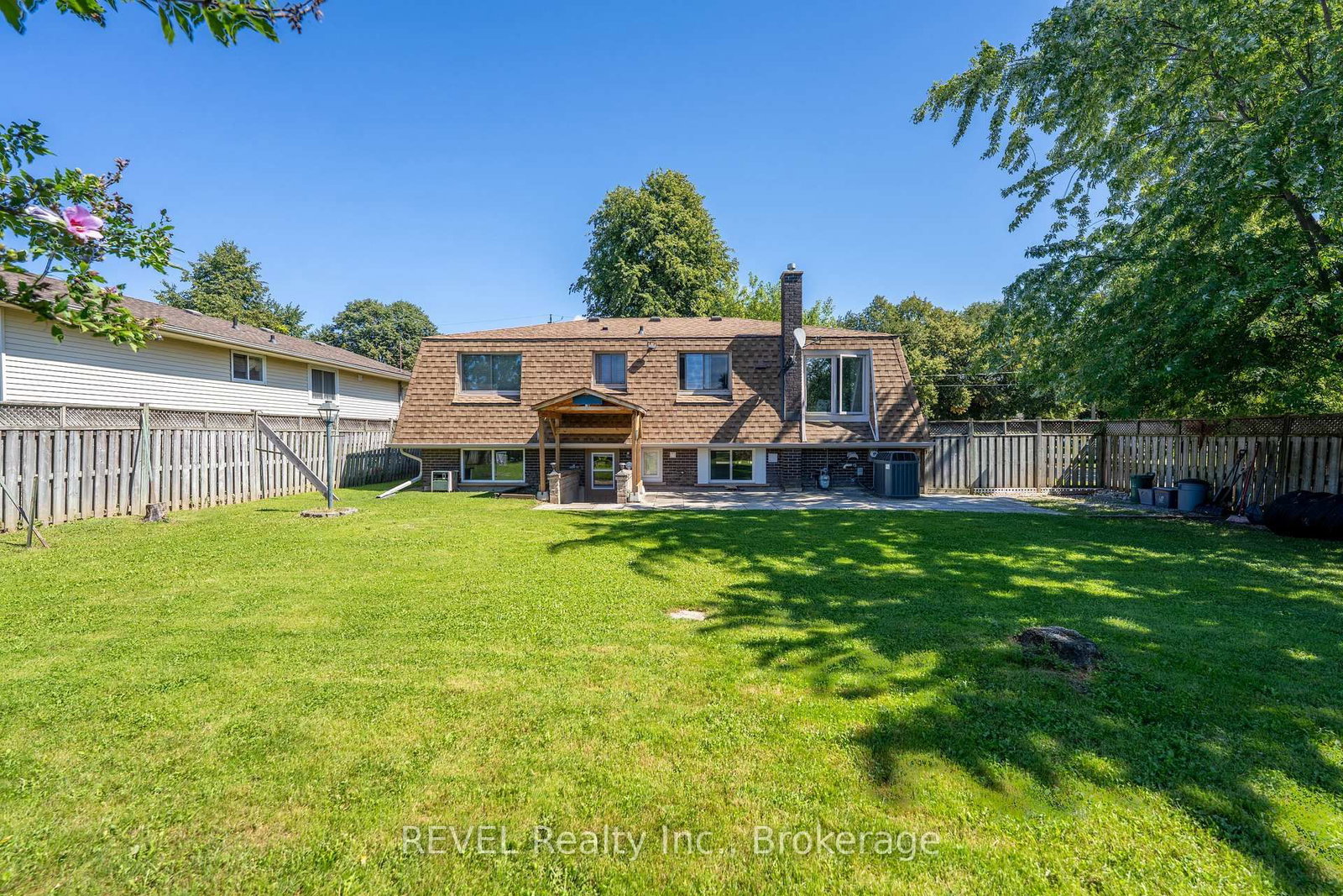 17 RAMSEY Street • St. Catharines, ON photo 36
