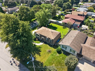 17 RAMSEY Street • St. Catharines, ON photo 5