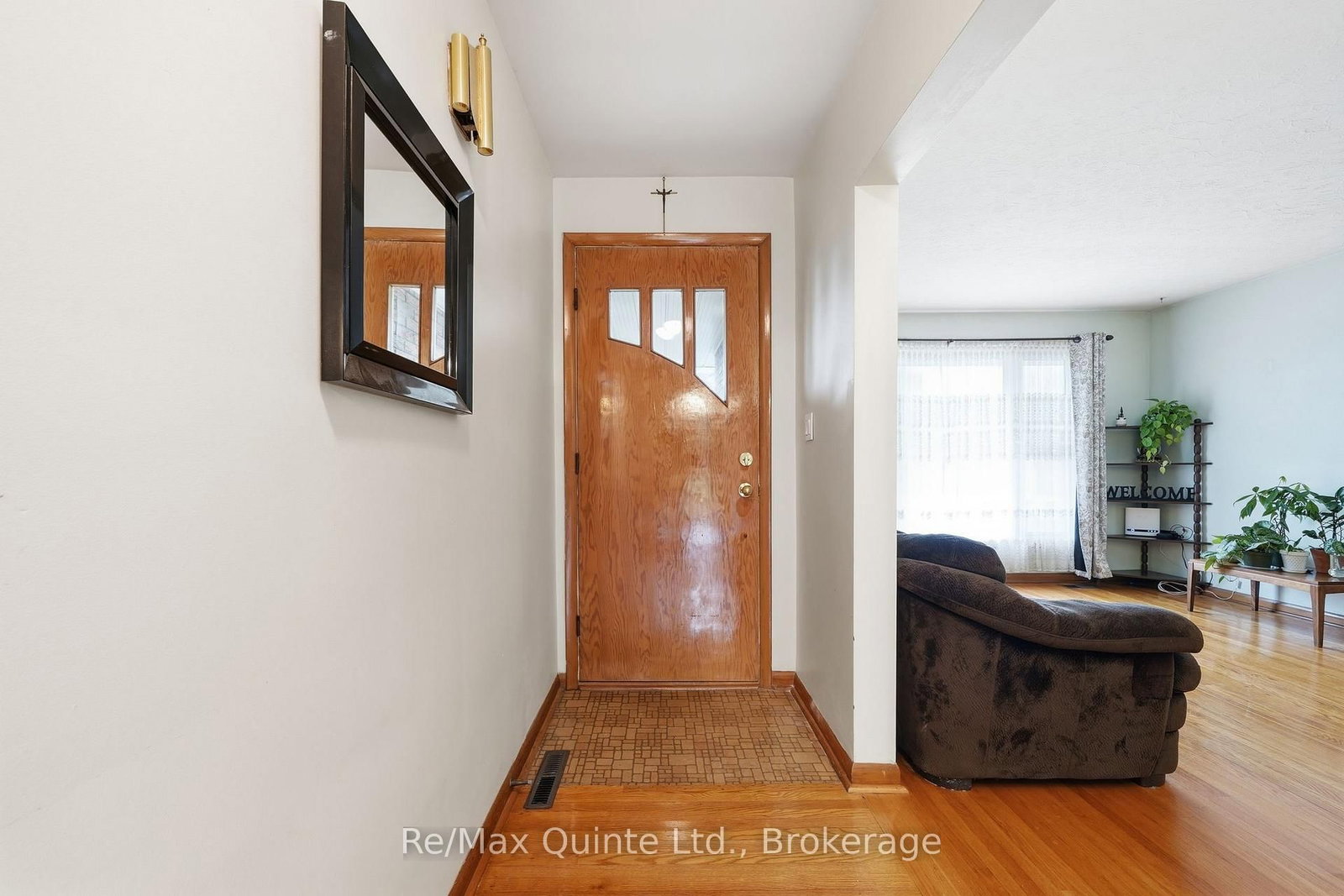 87 Orchard Drive • Belleville, ON photo 3