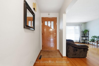 87 Orchard Drive • Belleville, ON photo 3
