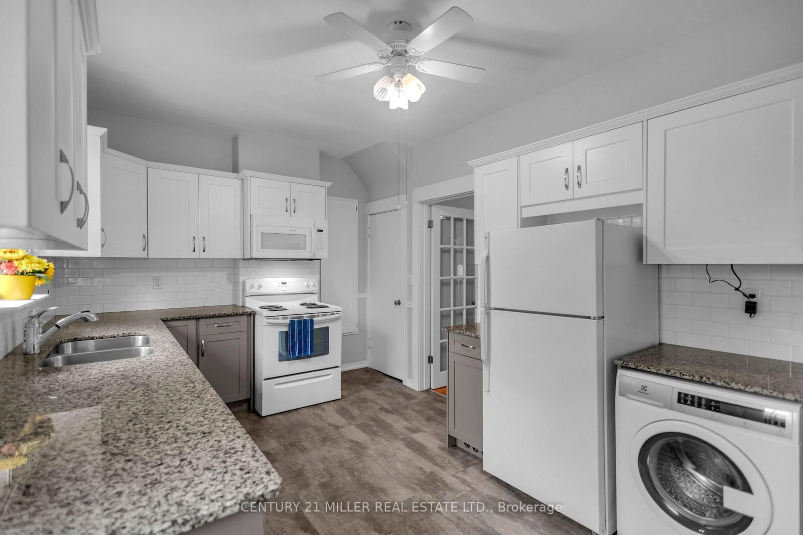 123 Hillyard Street • Hamilton, ON photo 11