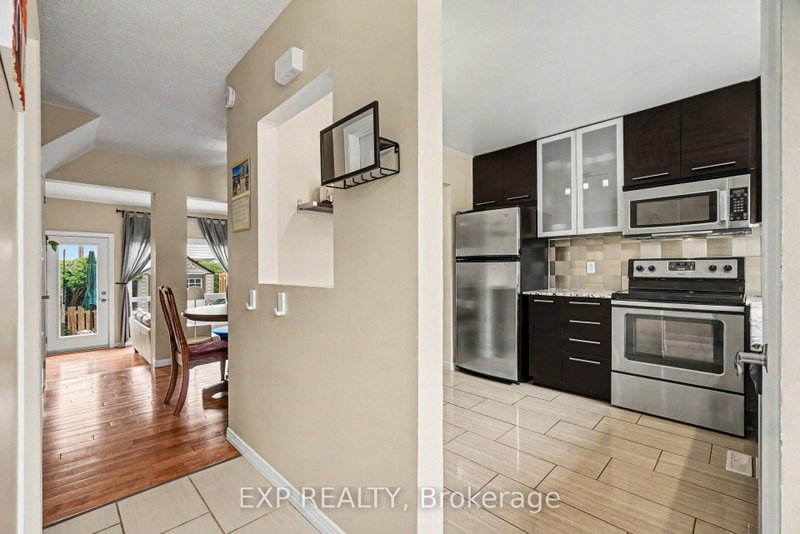 2030 Kelden Cres photo 5