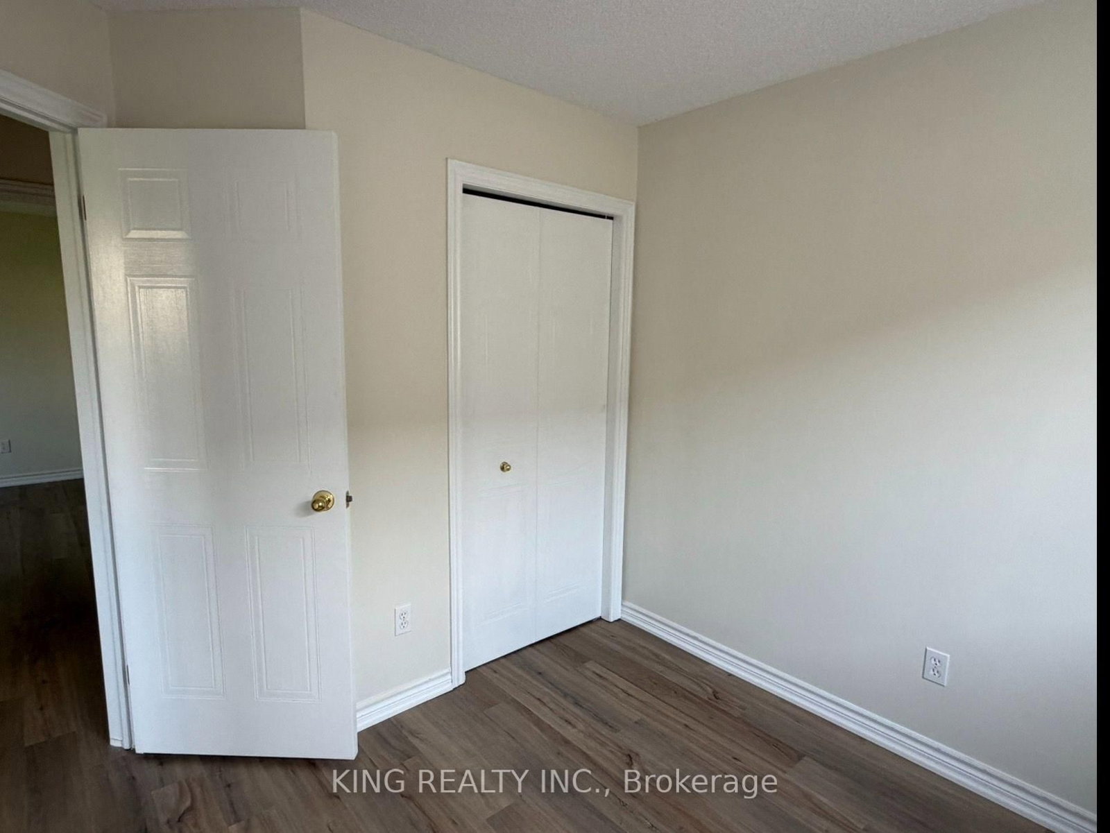 1671 Benjamin Drive • London East, ON photo 19