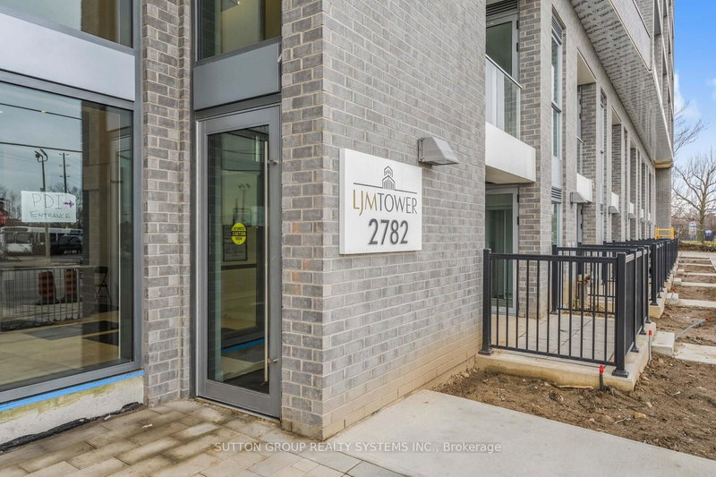 911 - 2782 Barton Street E