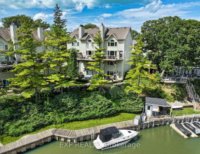 40 Ontario Street S • #4 • Lambton Shores, ON photo 2