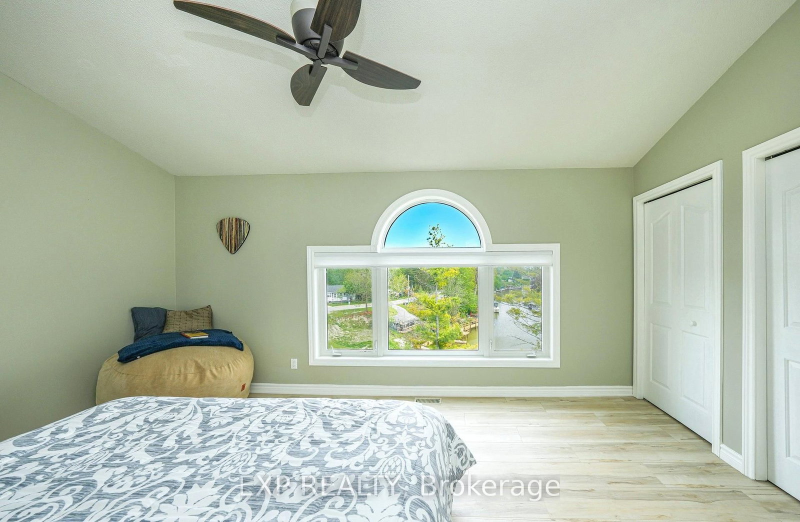 40 Ontario Street S • #4 • Lambton Shores, ON photo 29
