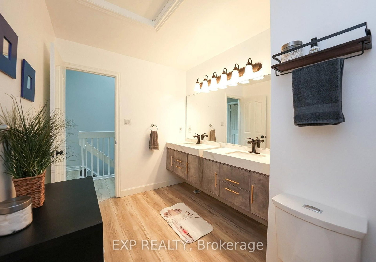 40 Ontario Street S • #4 • Lambton Shores, ON photo 37