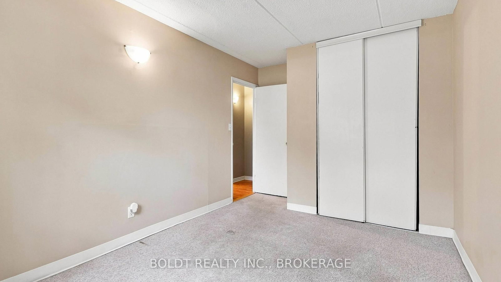 6 Westlake Lane • #110 • St. Catharines, ON photo 23