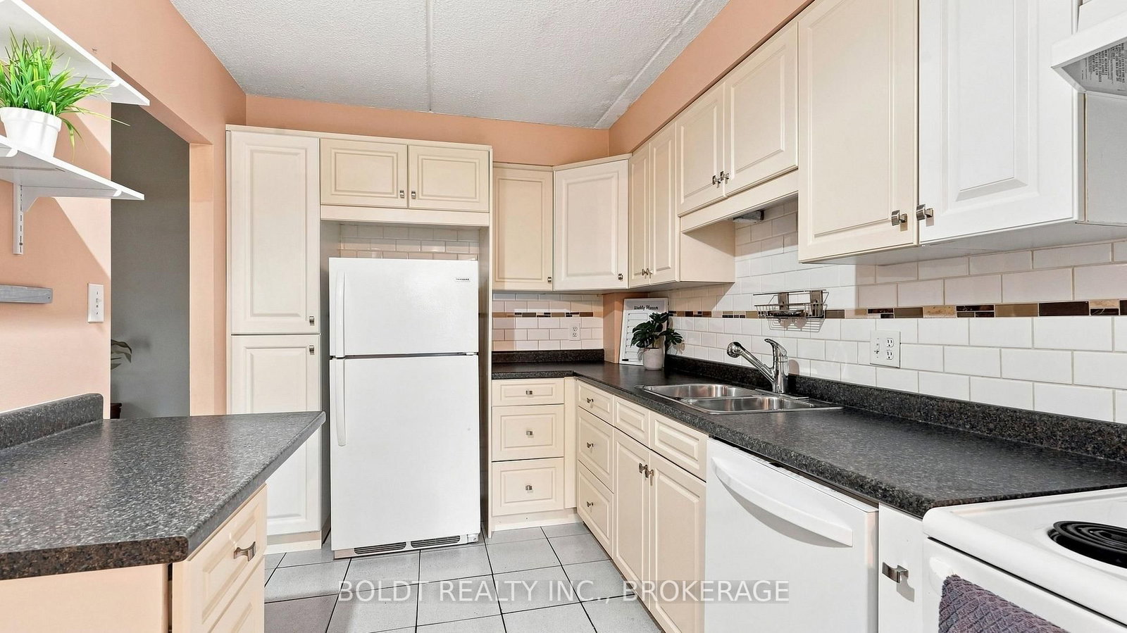6 Westlake Lane • #110 • St. Catharines, ON photo 9