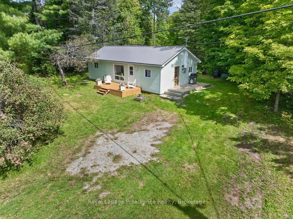 1139 River Road • Ompah, ON photo 2