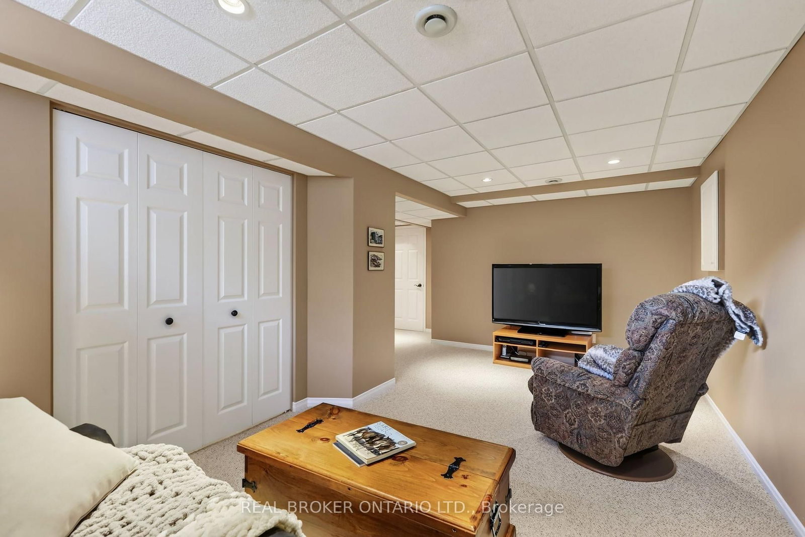 140 Montana Way • Ottawa, ON photo 27