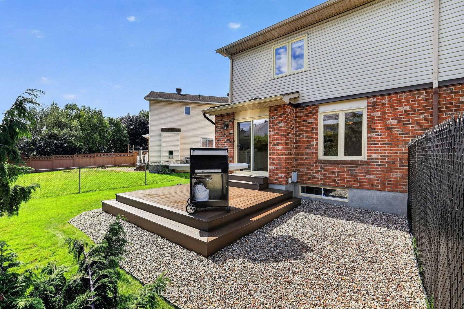 140 Montana Way • Ottawa, ON photo 33