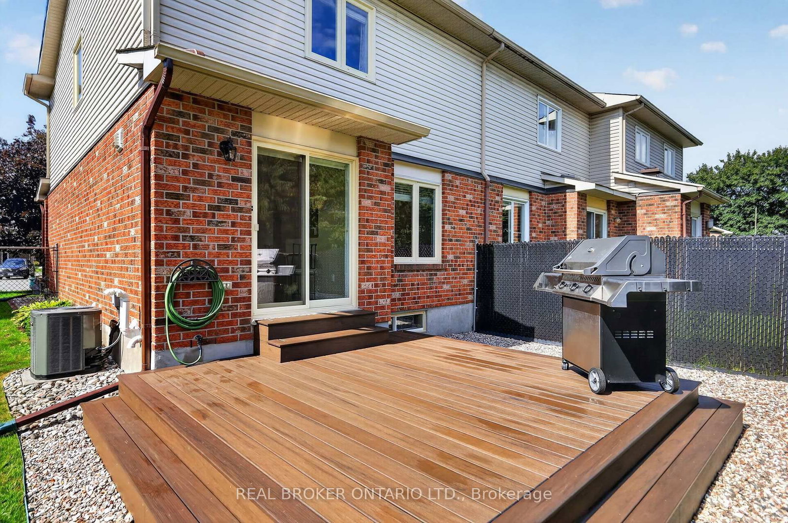 140 Montana Way • Ottawa, ON photo 35