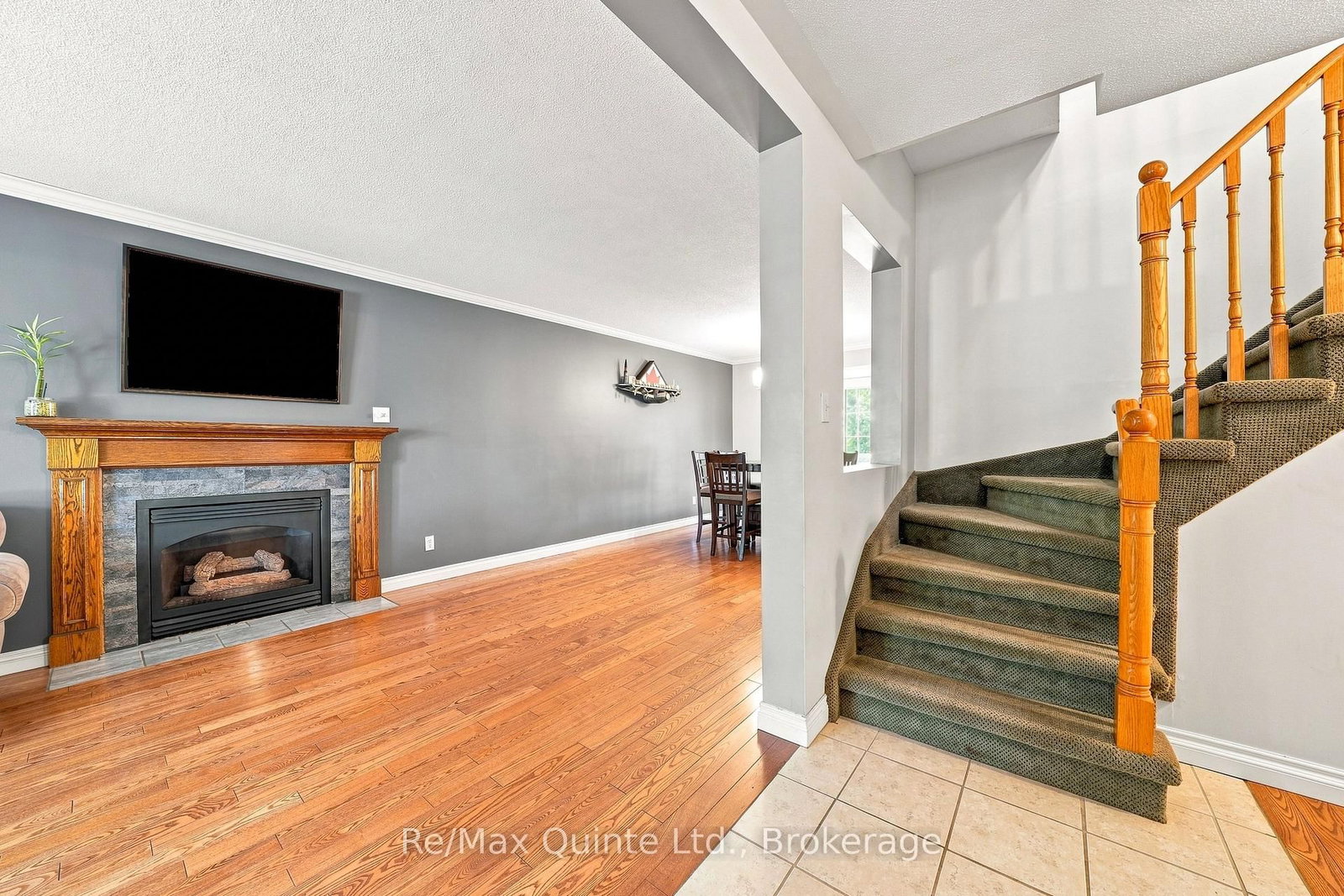 37 Bogart Crescent • Belleville, ON photo 6