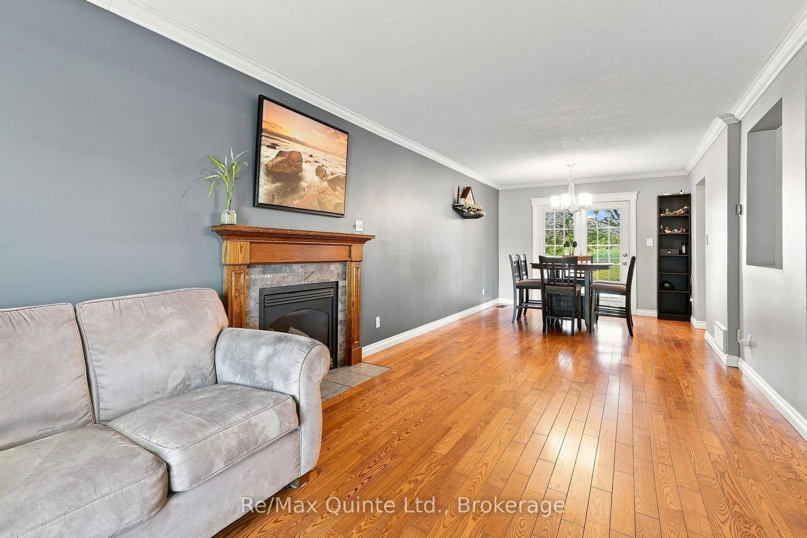 37 Bogart Crescent • Belleville, ON photo 8