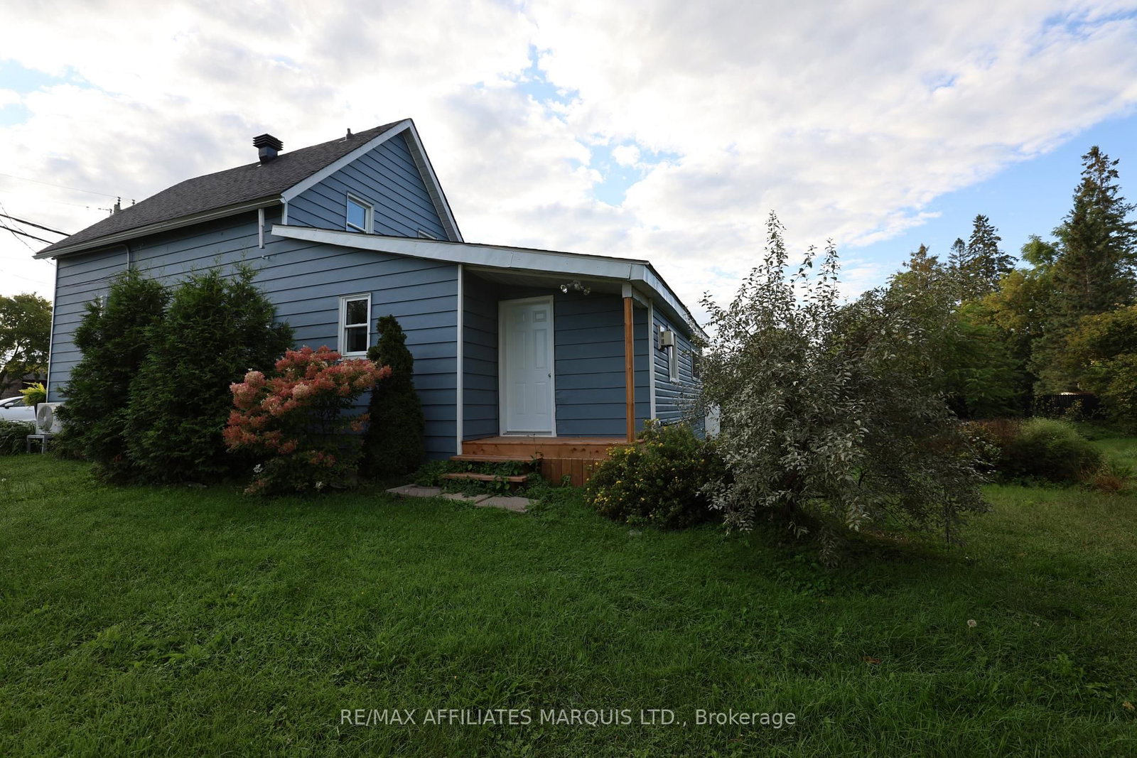 56 Marlborough Street • North Glengarry, ON photo 4