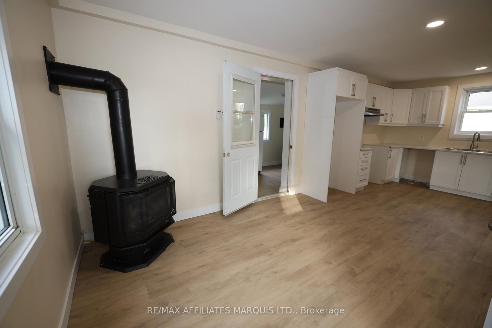 56 Marlborough Street • North Glengarry, ON photo 8
