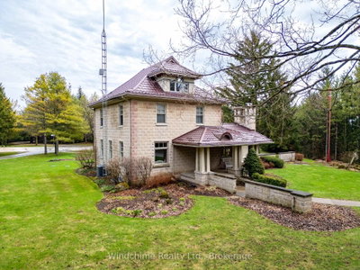 635317 Euphrasia-Holland Townline • Grey Highlands, ON photo 3