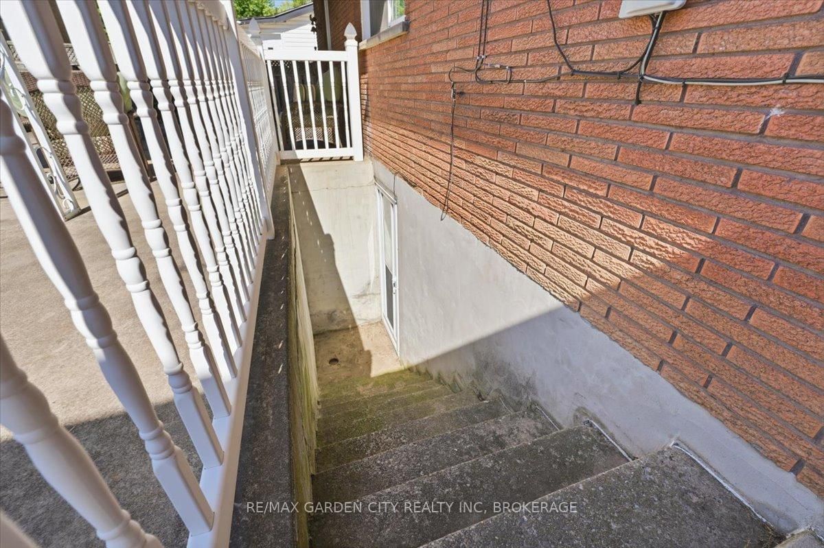 41 Albert Street W • Thorold, ON photo 33