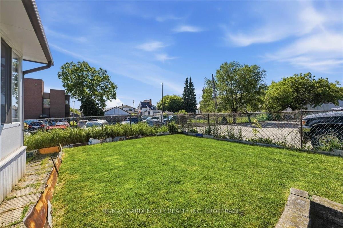 41 Albert Street W • Thorold, ON photo 34