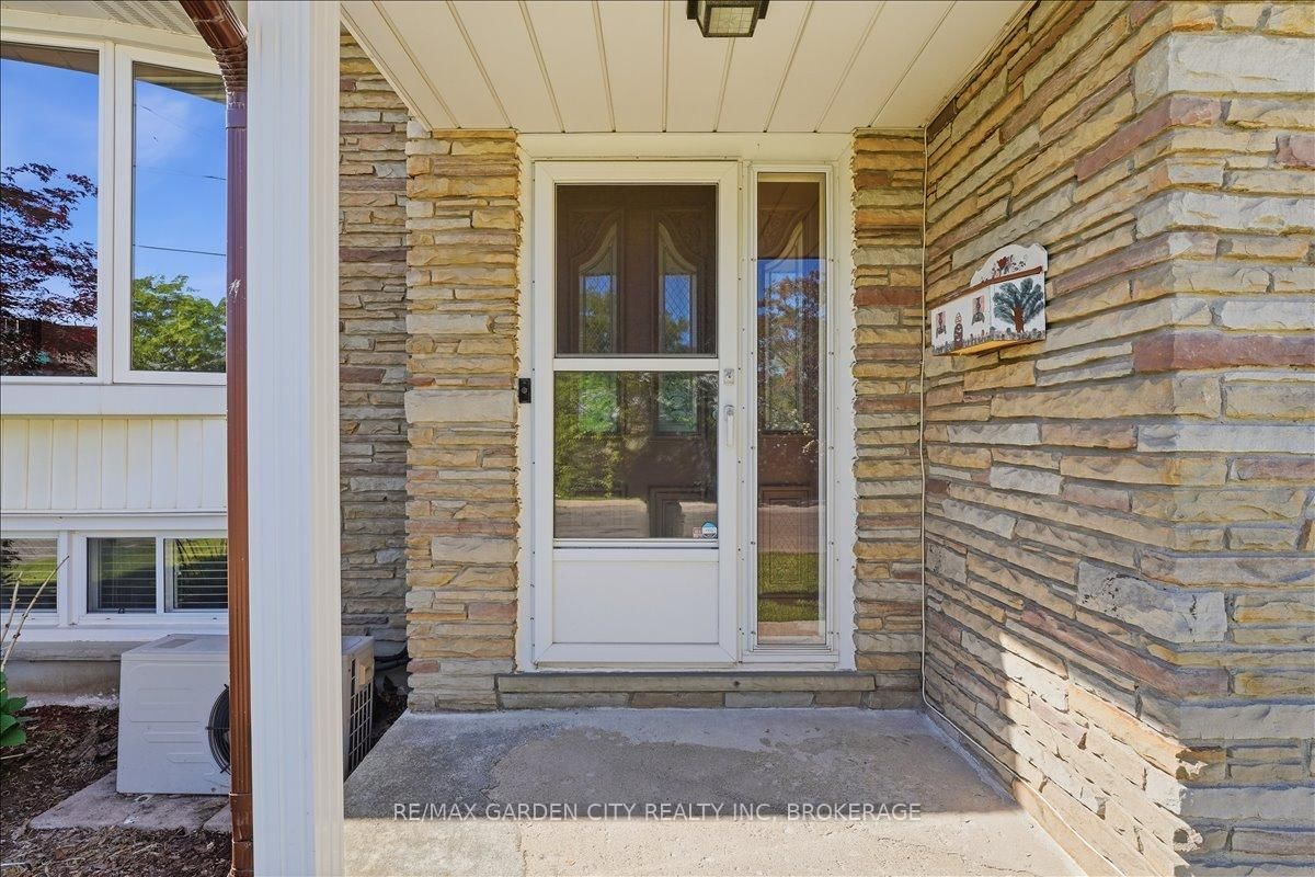 41 Albert Street W • Thorold, ON photo 4
