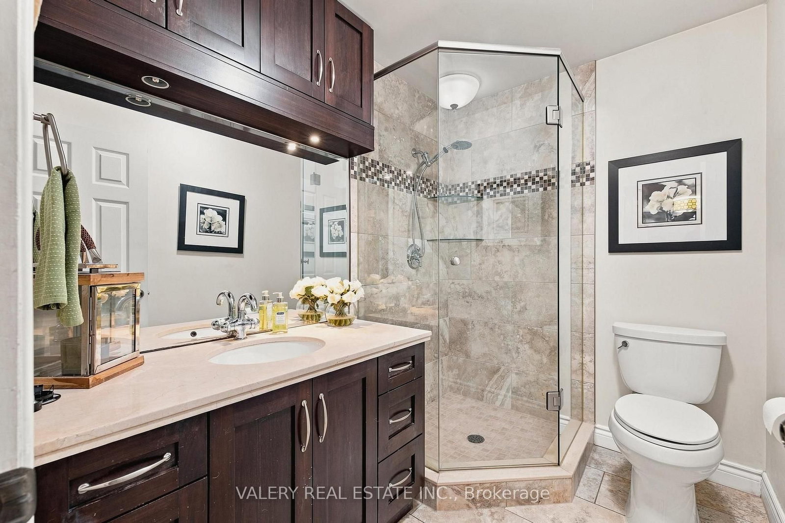456 Lorindale Street • Waterloo, ON photo 18