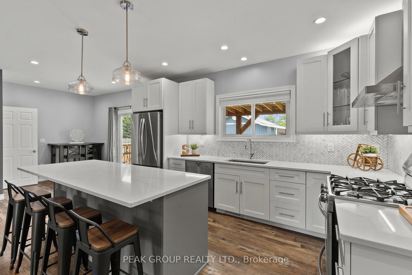 19 Bosnich Avenue • Welland, ON photo 12