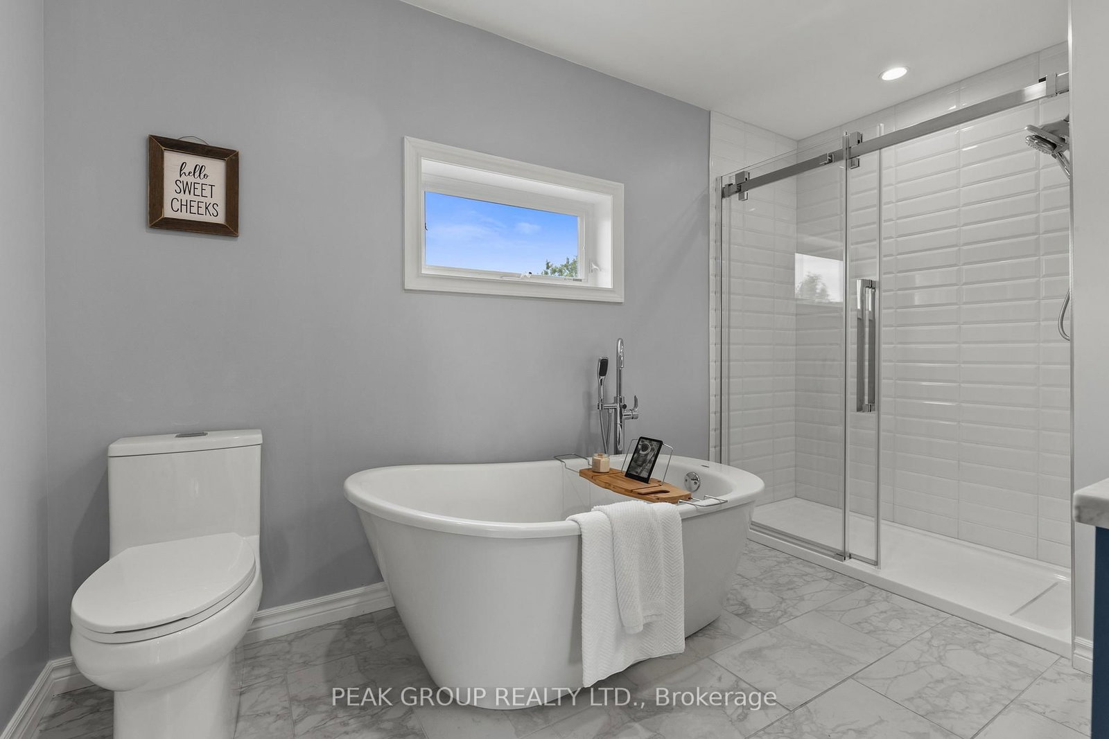 19 Bosnich Avenue • Welland, ON photo 25