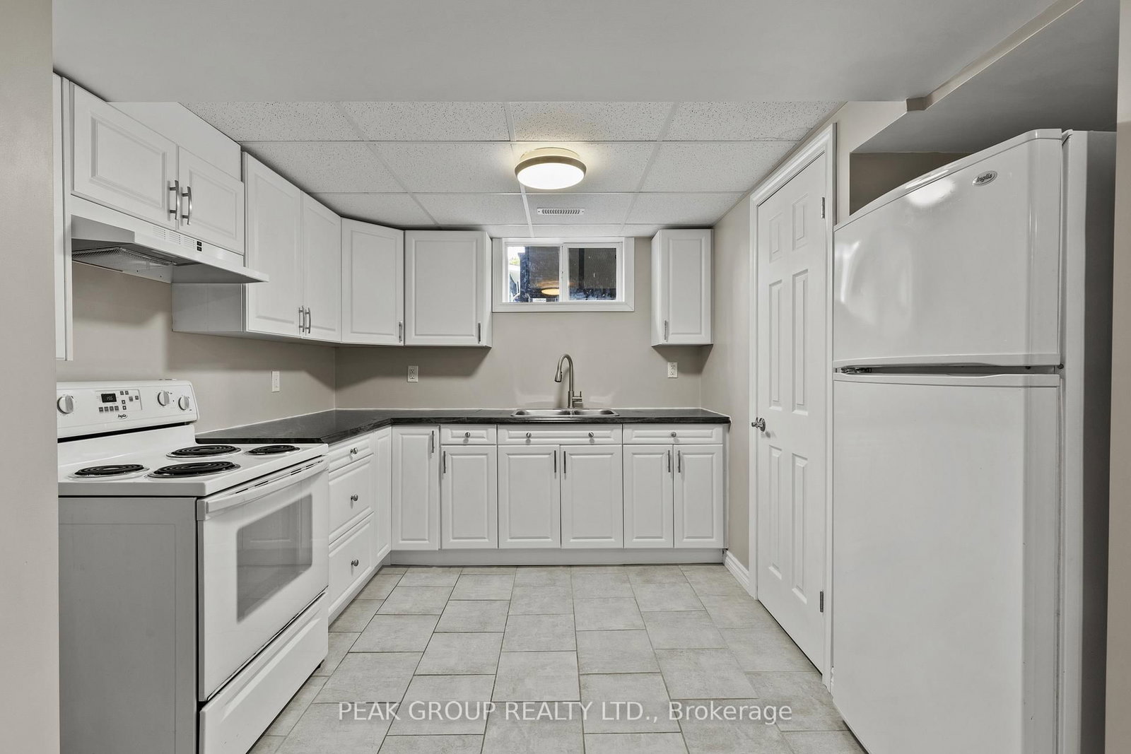 19 Bosnich Avenue • Welland, ON photo 31