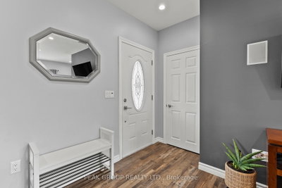 19 Bosnich Avenue • Welland, ON photo 6
