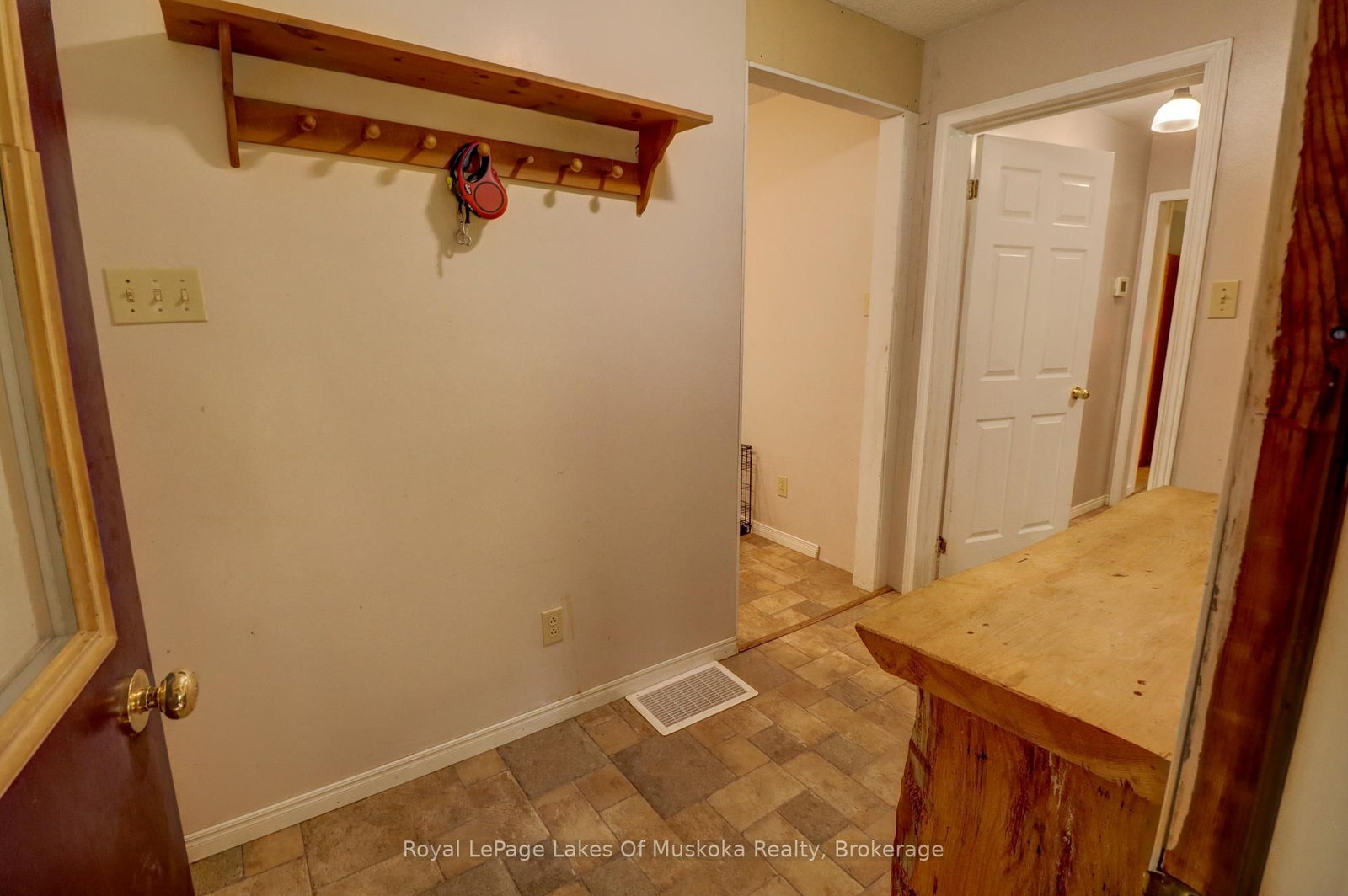 911 Deer Lake Road • Huntsville, ON photo 16
