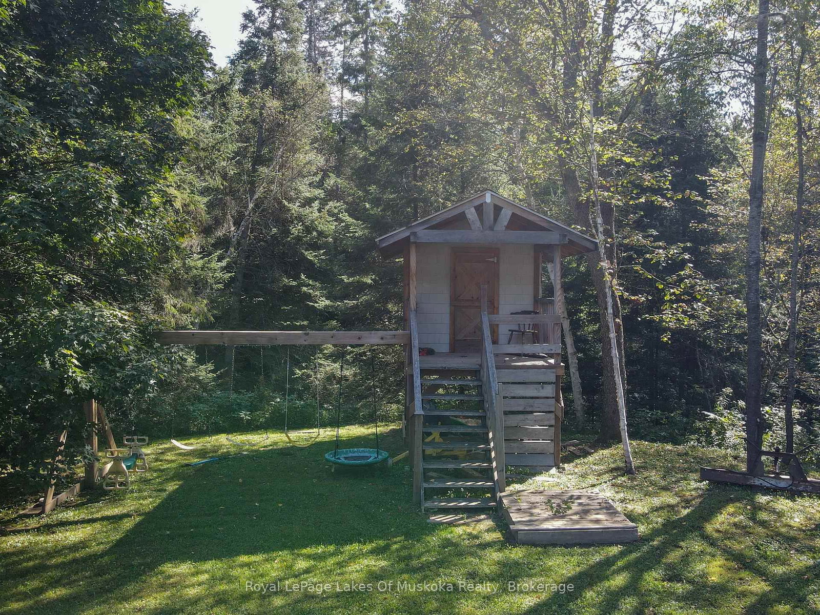 911 Deer Lake Road • Huntsville, ON photo 47