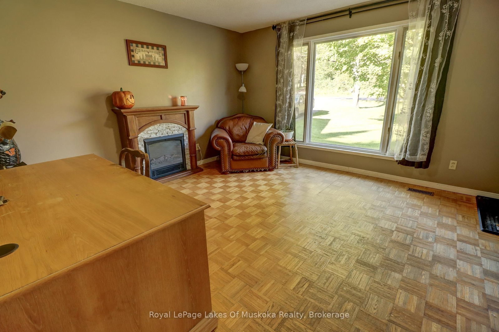 911 Deer Lake Road • Huntsville, ON photo 8