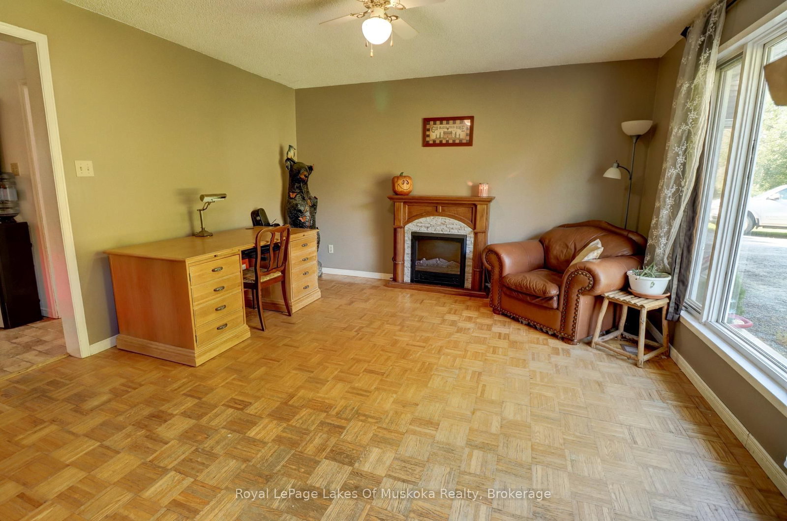 911 Deer Lake Road • Huntsville, ON photo 9