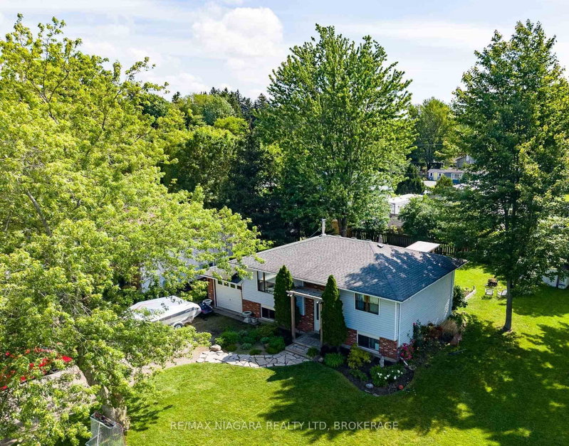 88 Pleasant Avenue N