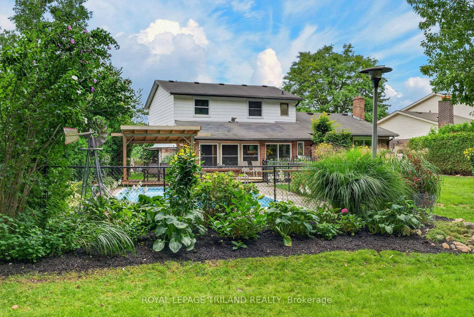 165 Camden Crescent • London North, ON photo 32