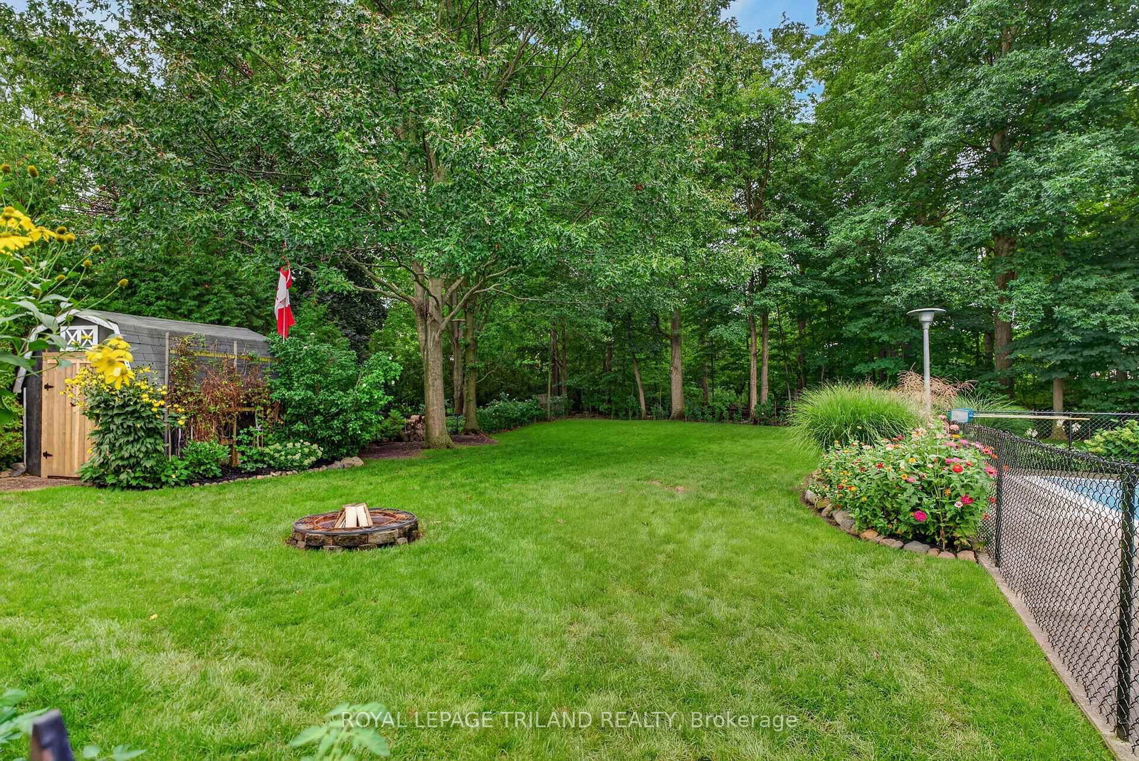 165 Camden Crescent • London North, ON photo 35