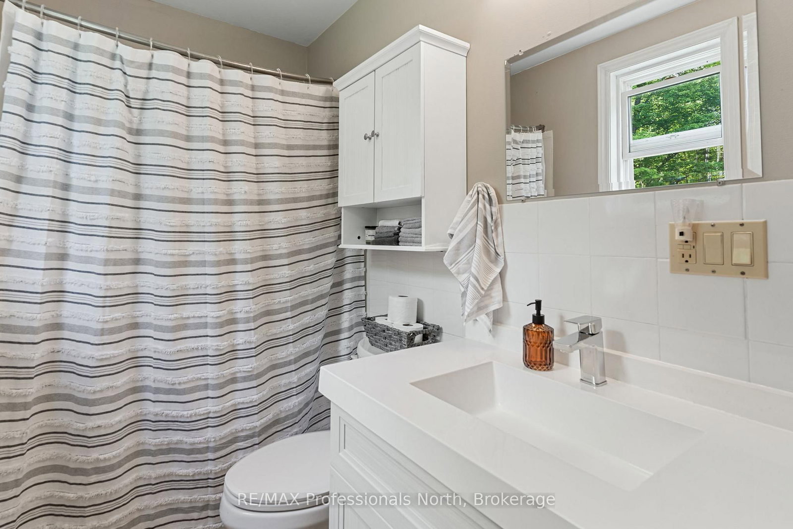 17900 Highway 118 • Highlands East, ON photo 25