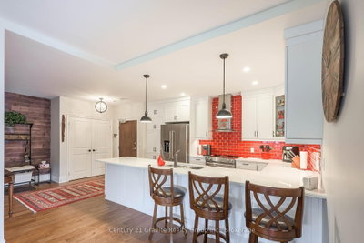 75 Wallings Road • #105 • Dysart et al, ON photo 9