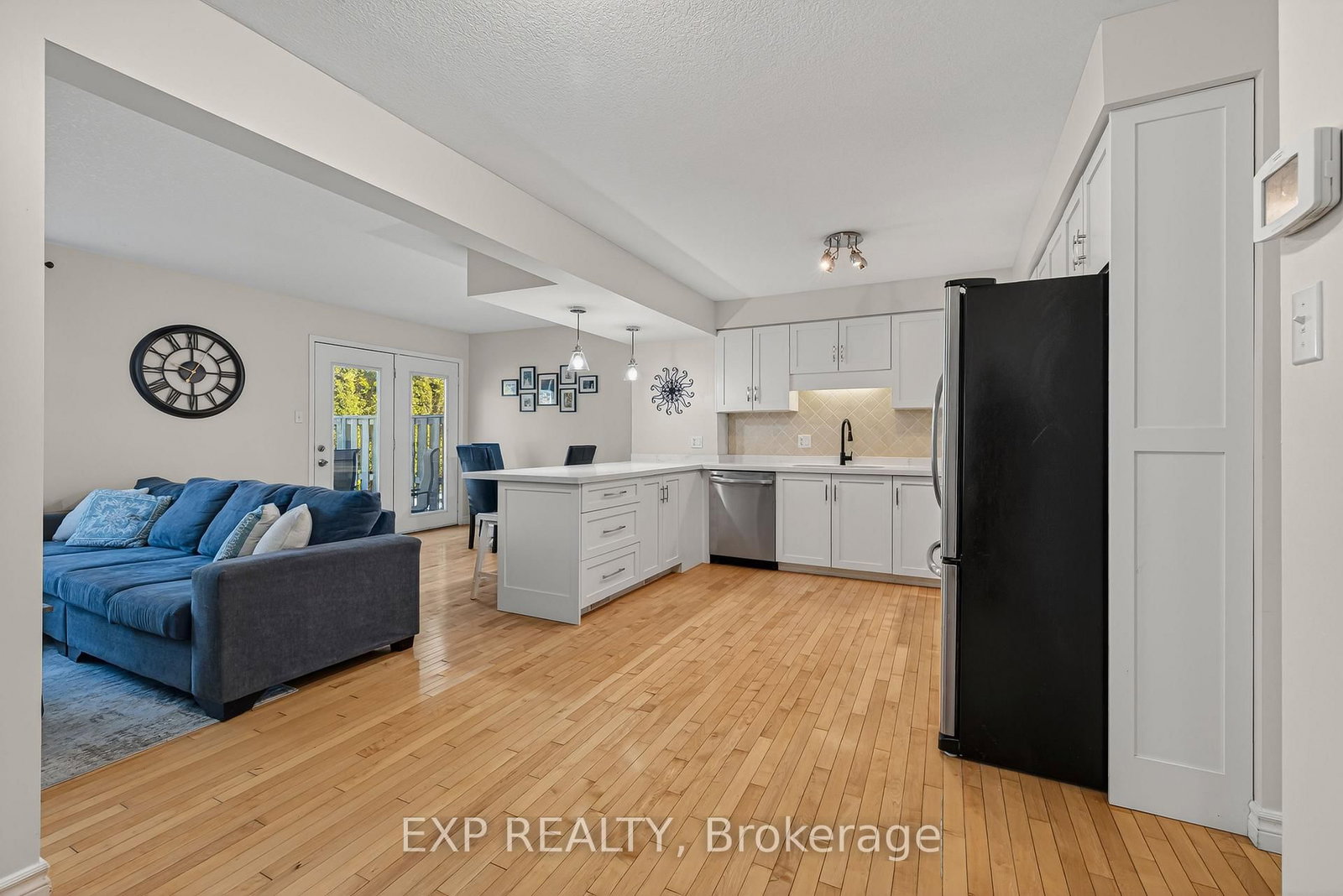 475 Annapolis Court • Waterloo, ON photo 7
