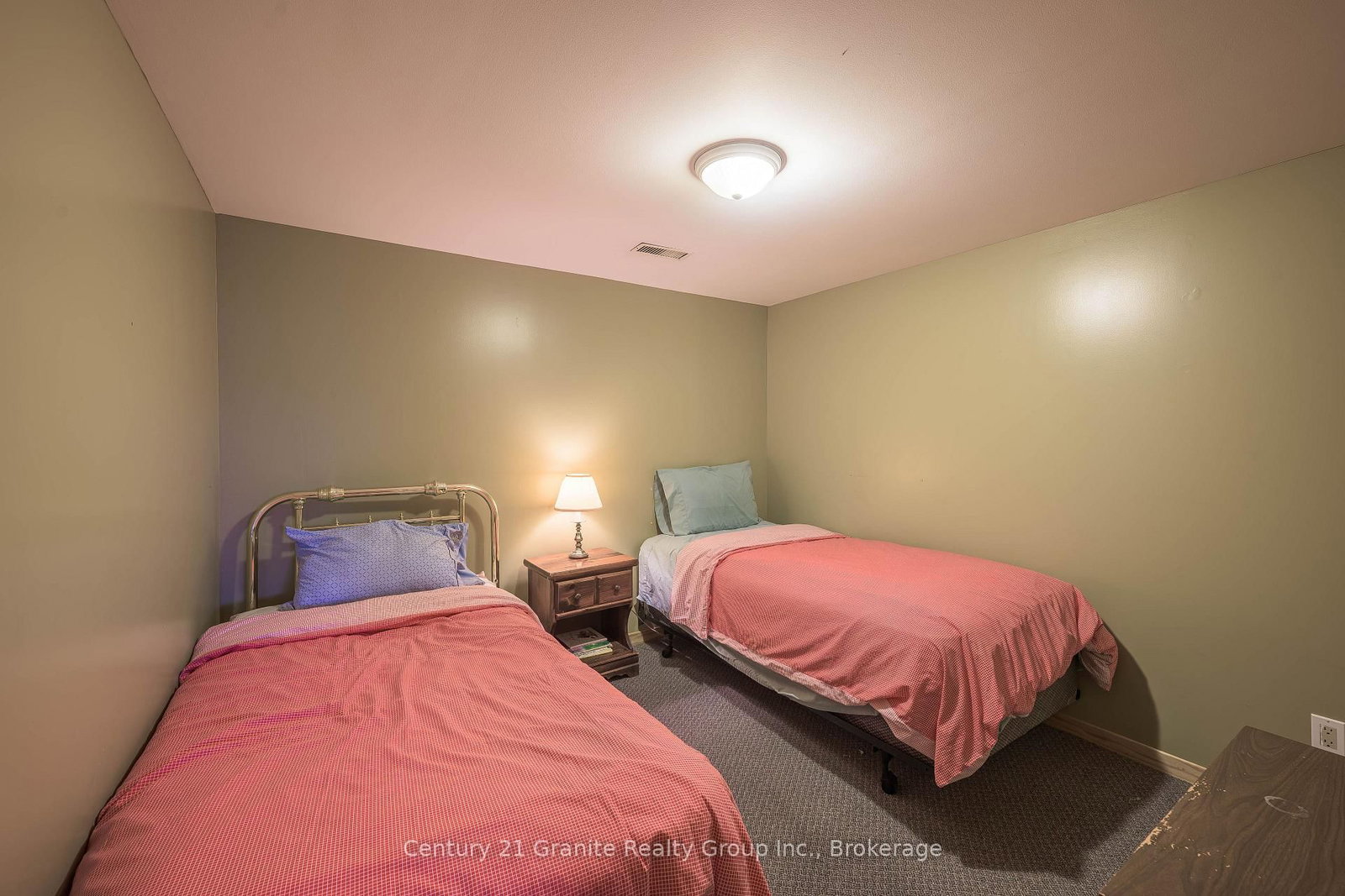 1401 Hodgson Road • Dysart et al, ON photo 31