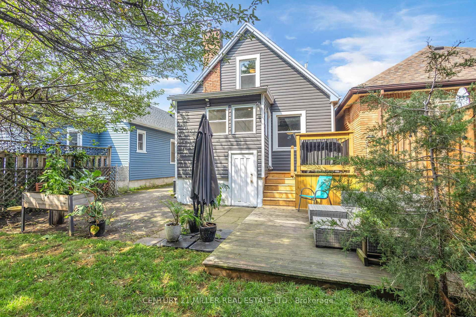 16 Wexford Avenue N • Hamilton, ON photo 22