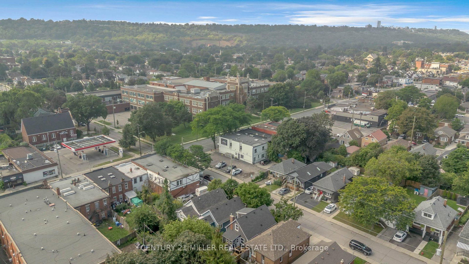 16 Wexford Avenue N • Hamilton, ON photo 28