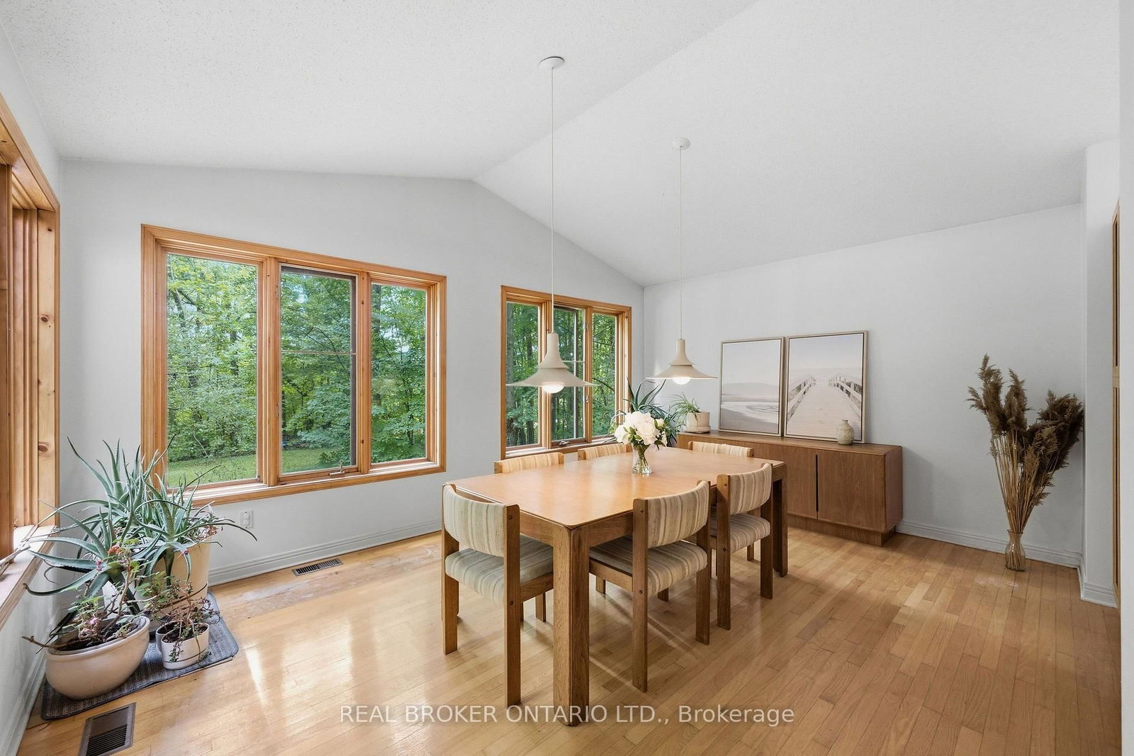 2316 French Hill Road • Ottawa, ON photo 15
