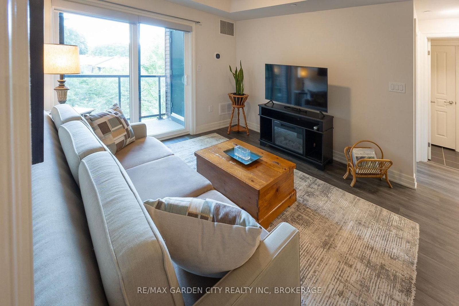 212 Lakeport Road • #303 • St. Catharines, ON photo 12