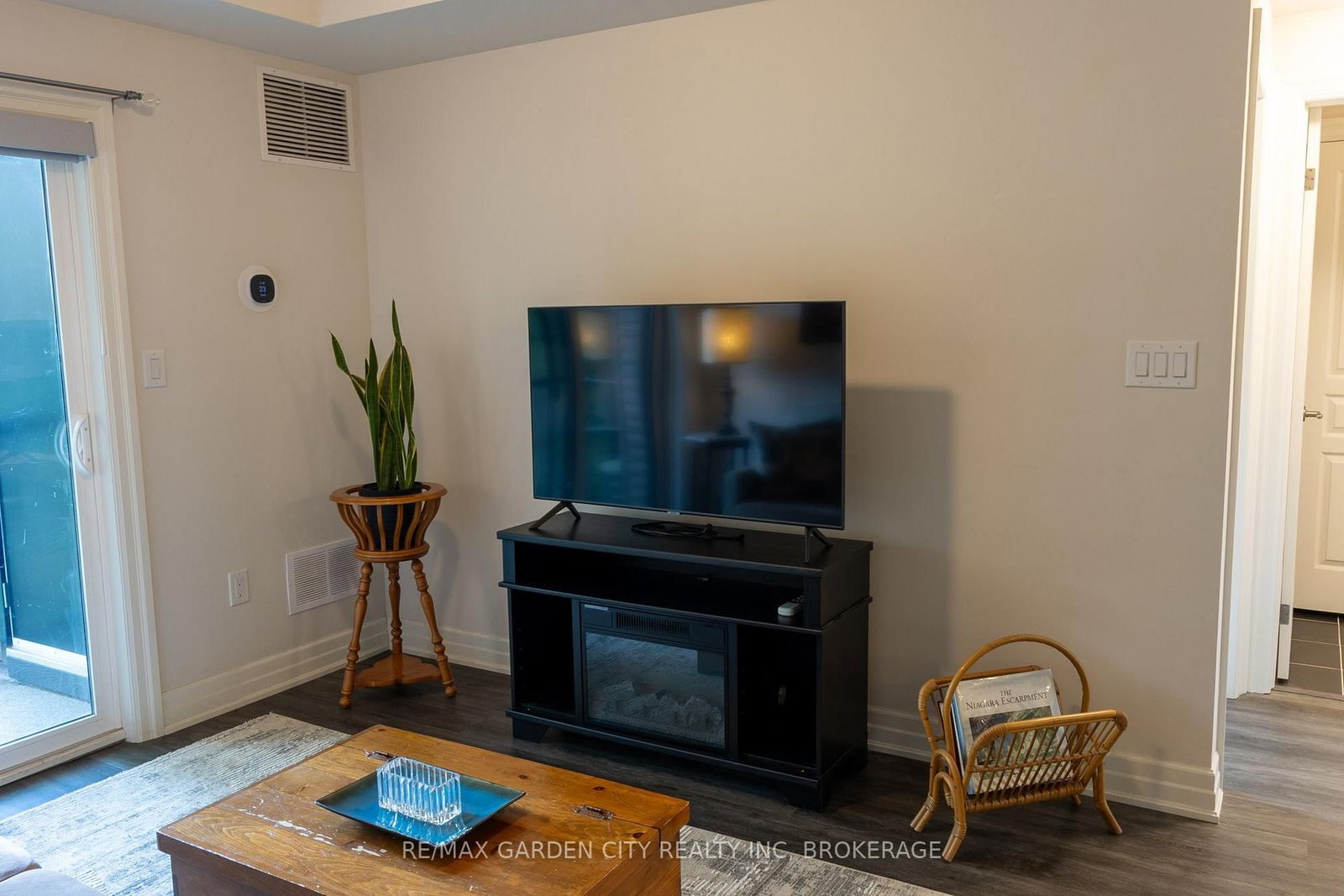 212 Lakeport Road • #303 • St. Catharines, ON photo 14